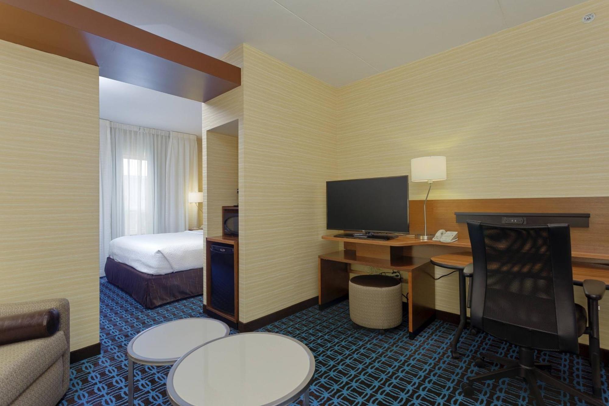 Fairfield Inn & Suites By Marriott Belleville Exterior photo
